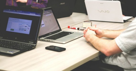 aranżacja przestrzeni biurowej