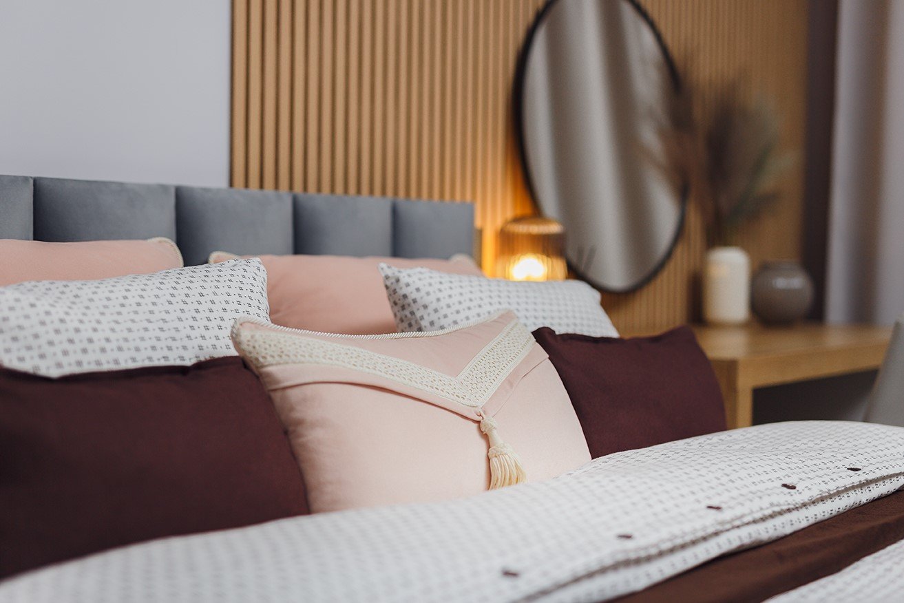 Łóżko do eleganckiej i ponadczasowej sypialni