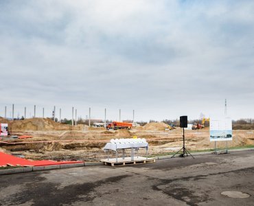 Wmurowanie kamienia węgielnego pod budowę nowego Centrum Dystrybucyjnego