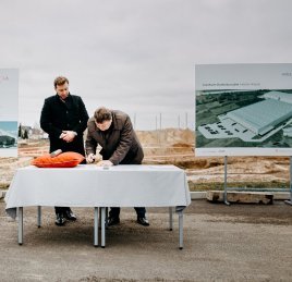 Wmurowanie kamienia węgielnego pod budowę nowego Centrum Dystrybucyjnego