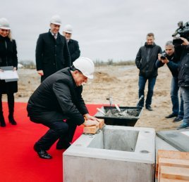 Wmurowanie kamienia węgielnego pod budowę nowego Centrum Dystrybucyjnego