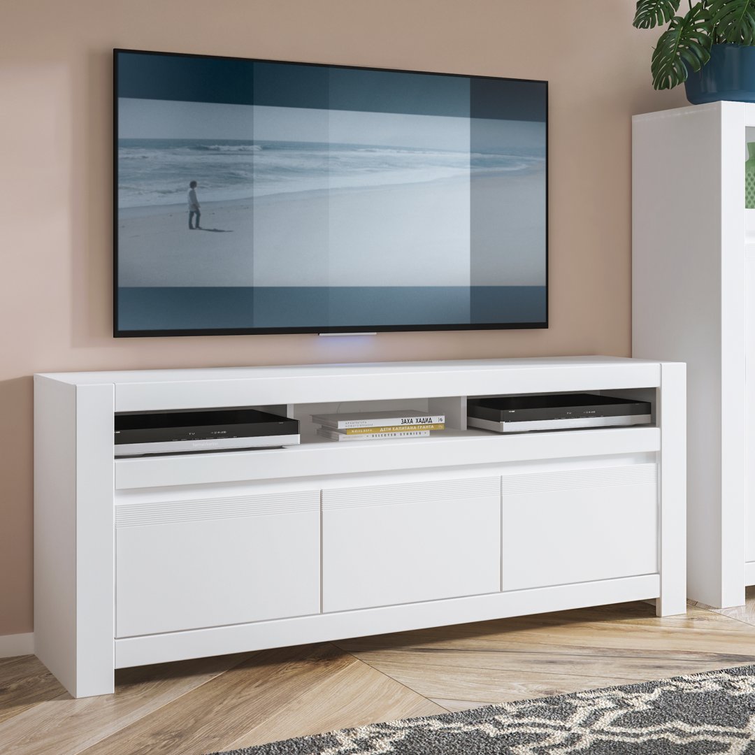 elegancka komoda pod telewizor