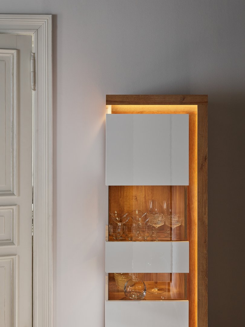 ТИП LYOV03L ВІТРИНА 1D