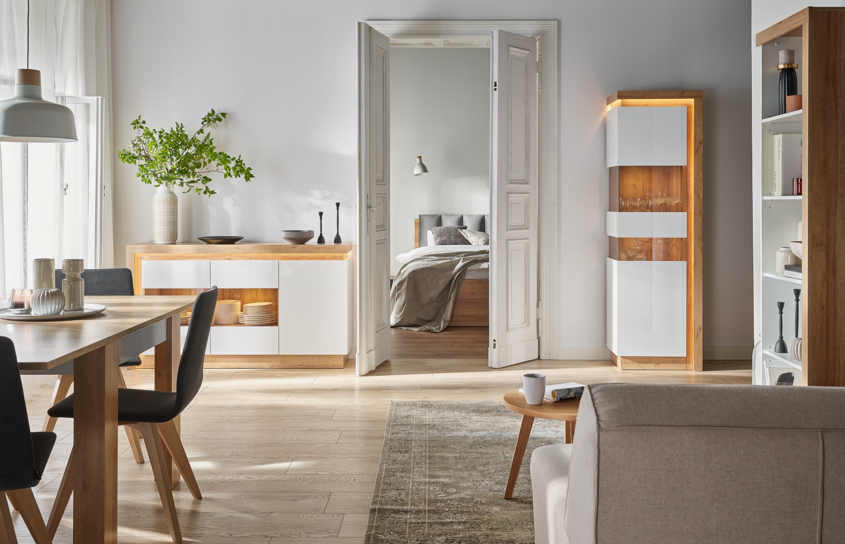 ТИП LYOT05 СТІЛ РОЗКЛАДНИЙ 